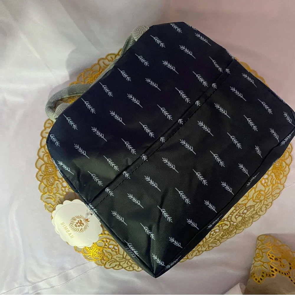 Make up travelling pouch( single piece ) - Picture 14 of 16